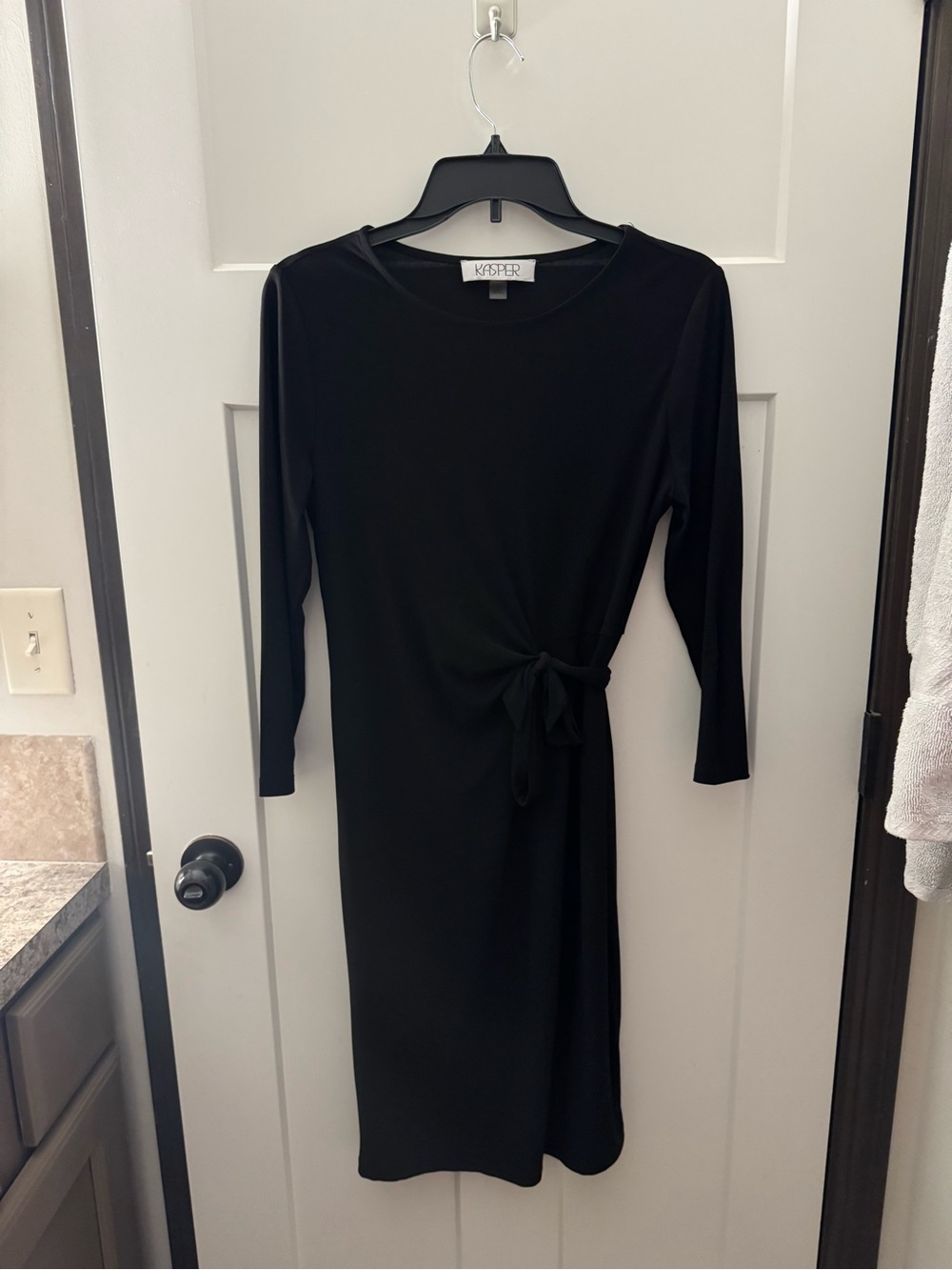 Kasper Black Midi Tie-Waist Long Sleeve Dress